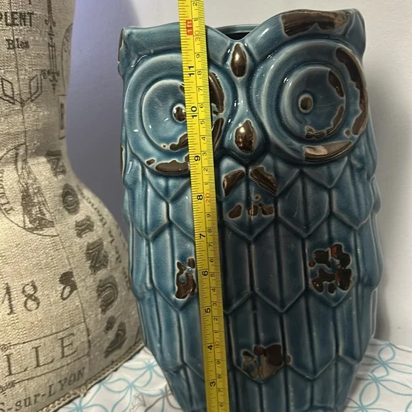 Ceramic Blue and Gold Owl vase when you purchase get free owl dish chipped - Picture 5 of 11